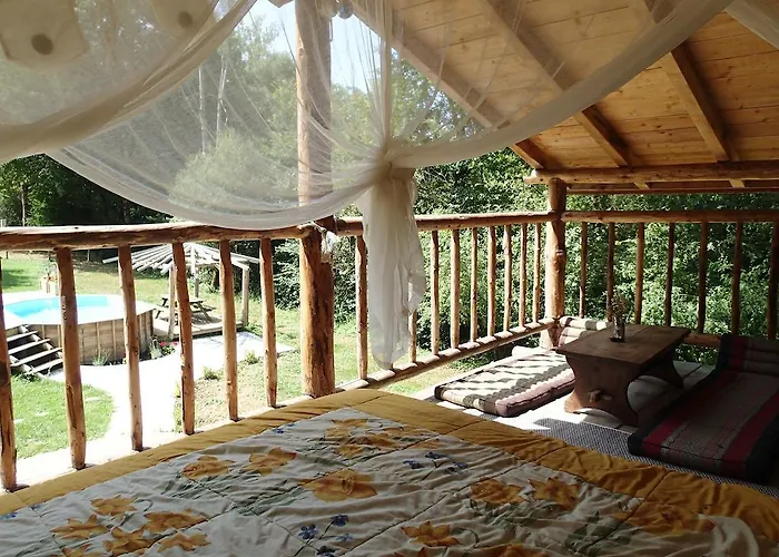 Prázdninový dům Le De Cavailla *